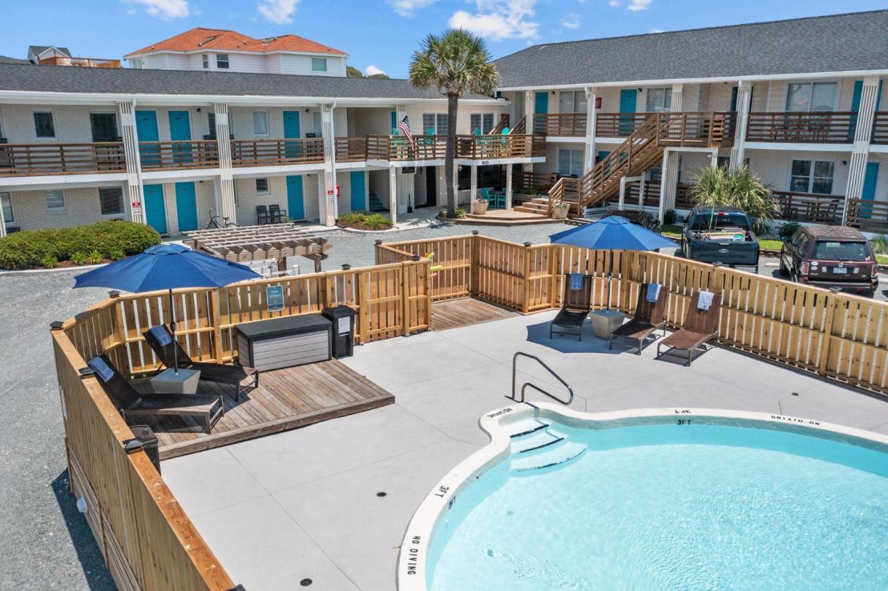 The Beach House At Oak Island By Carolina Resorts Exterior photo