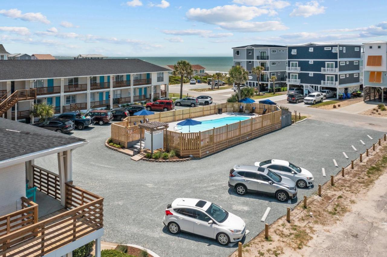 The Beach House At Oak Island By Carolina Resorts Exterior photo